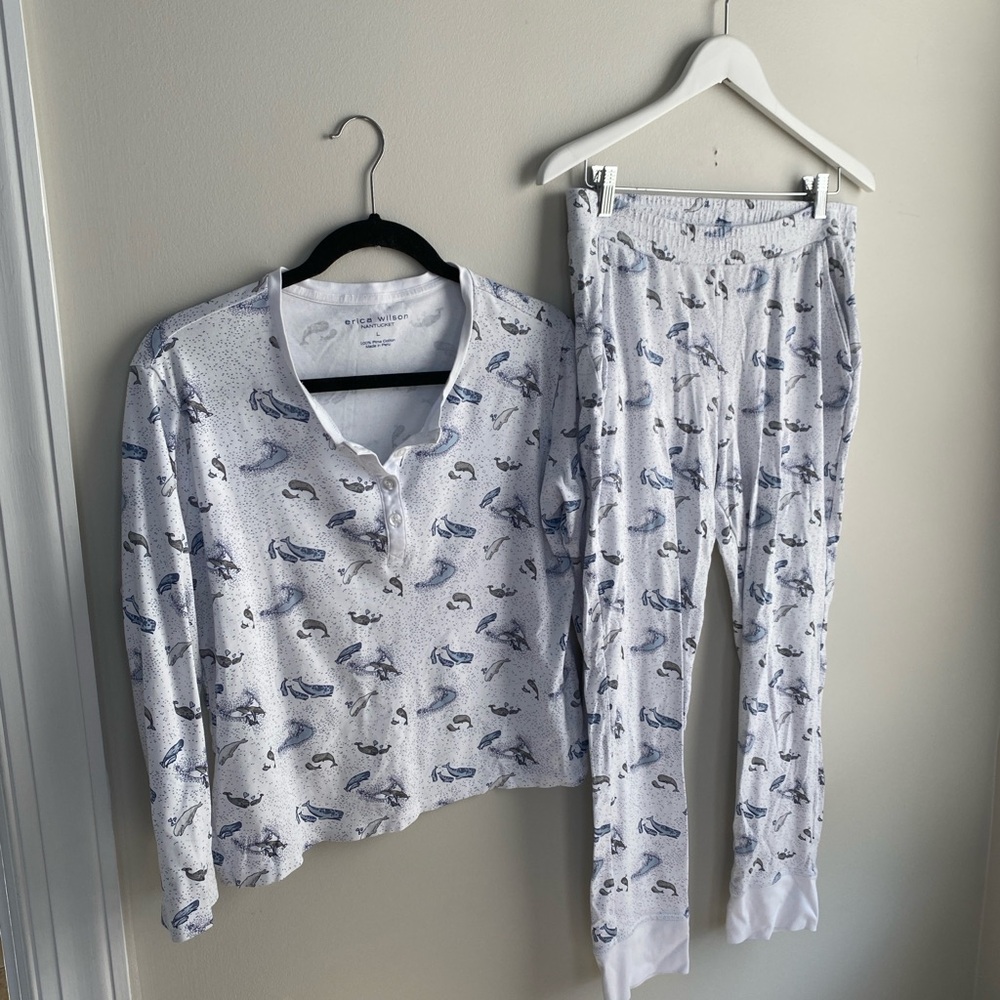 COTTON JEWEL Women's Printed Two-Piece Pajama Set in White and Blue